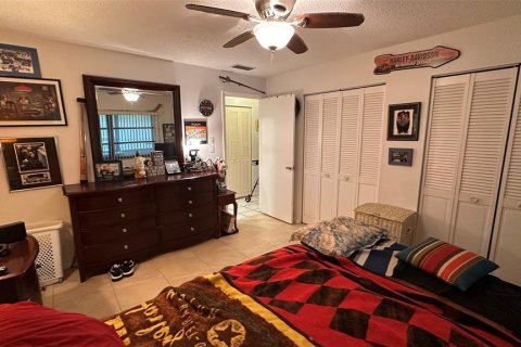 Condo in Seminole, Florida, 1 bedroom  № 2198044 - photo 22
