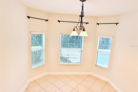 Villa ou maison à vendre à Orlando, Floride: 4 chambres, 274.99 m2 № 1888667 - photo 15