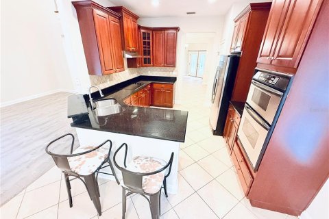Villa ou maison à vendre à Orlando, Floride: 4 chambres, 274.99 m2 № 1888667 - photo 16