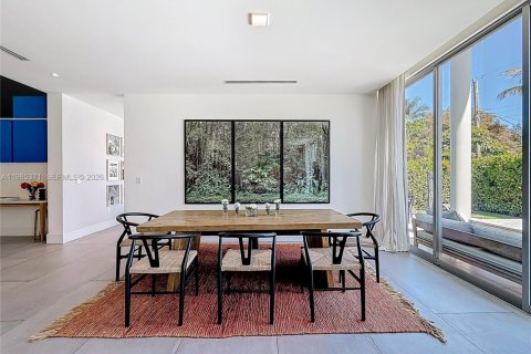 Купить виллу или дом в Ки-Бискейн, Флорида 5 спален, 349.5м2, № 2050528 - фото 9