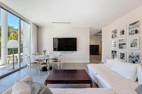 Купить виллу или дом в Ки-Бискейн, Флорида 5 спален, 349.5м2, № 2050528 - фото 14