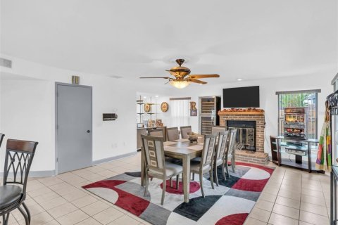 Villa ou maison à vendre à Palm Harbor, Floride: 3 chambres, 216.65 m2 № 2094107 - photo 10