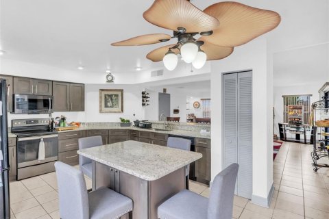 Villa ou maison à vendre à Palm Harbor, Floride: 3 chambres, 216.65 m2 № 2094107 - photo 14