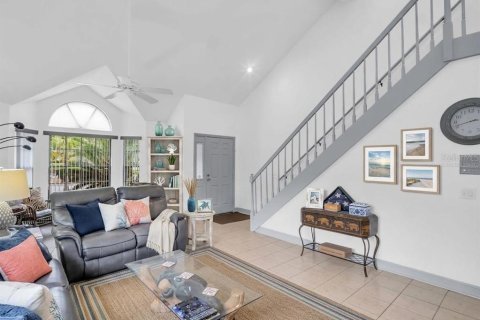 Villa ou maison à vendre à Palm Harbor, Floride: 3 chambres, 216.65 m2 № 2094107 - photo 3