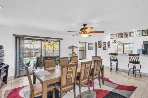 Villa ou maison à vendre à Palm Harbor, Floride: 3 chambres, 216.65 m2 № 2094107 - photo 11