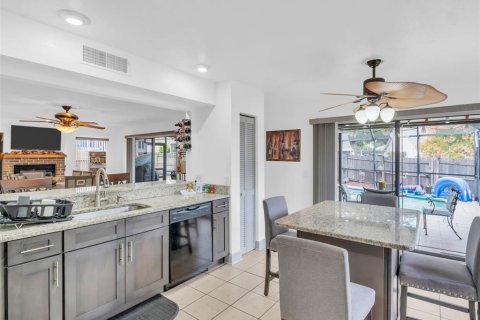 Villa ou maison à vendre à Palm Harbor, Floride: 3 chambres, 216.65 m2 № 2094107 - photo 17