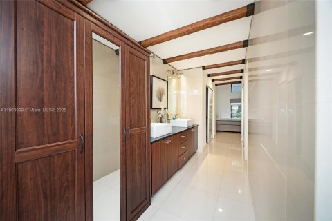 Villa ou maison à louer à Doral, Floride: 3 chambres, 189.24 m2 № 2018796 - photo 25