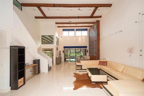 Villa ou maison à louer à Doral, Floride: 3 chambres, 189.24 m2 № 2018796 - photo 12