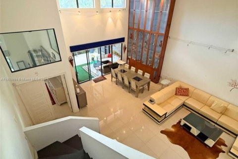 Villa ou maison à louer à Doral, Floride: 3 chambres, 189.24 m2 № 2018796 - photo 14