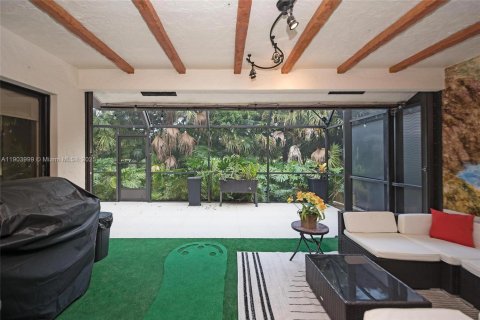 Villa ou maison à louer à Doral, Floride: 3 chambres, 189.24 m2 № 2018796 - photo 18