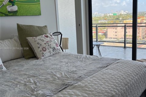 Condo in Miami Beach, Florida, 1 bedroom  № 2041851 - photo 15