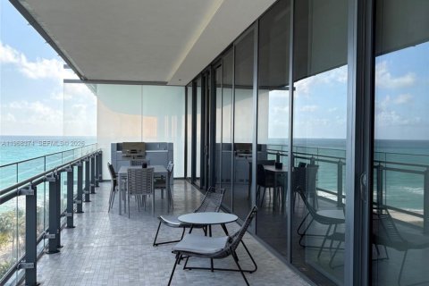 Condo in Miami Beach, Florida, 1 bedroom  № 2041851 - photo 12