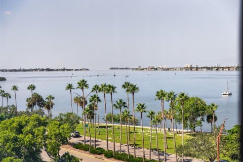 Condo in Sarasota, Florida, 3 bedrooms  № 1917567 - photo 11