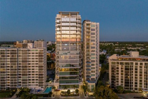 Condo in Sarasota, Florida, 3 bedrooms  № 1917567 - photo 1