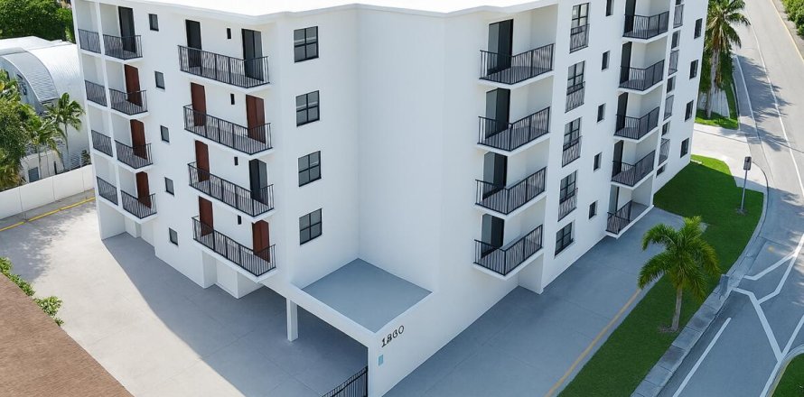 Квартира в Майами, Флорида 3 комнаты, 74.32м2 № 2147105