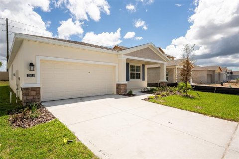 Villa ou maison à louer à Davenport, Floride: 4 chambres, 184.88 m2 № 2419648 - photo 2
