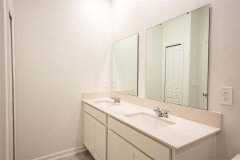 Villa ou maison à louer à Davenport, Floride: 4 chambres, 184.88 m2 № 2419648 - photo 8
