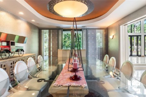 House in Pinecrest, Florida 7 bedrooms, 993.03 sq.m. № 1968897 - photo 29
