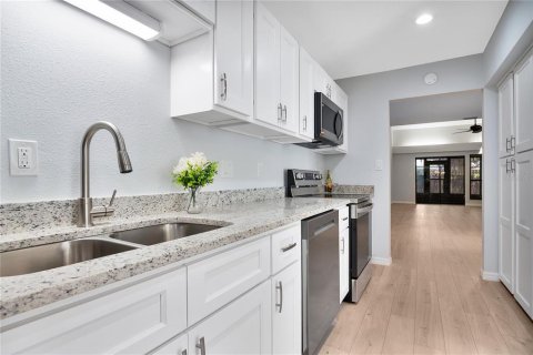 Copropriété à vendre à Tavares, Floride: 2 chambres, 123.93 m2 № 1148511 - photo 11