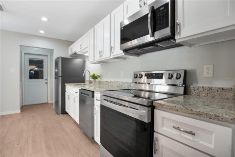 Copropriété à vendre à Tavares, Floride: 2 chambres, 123.93 m2 № 1148511 - photo 7