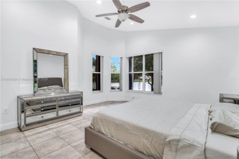 Villa ou maison à vendre à Miramar, Floride: 4 chambres, 214.98 m2 № 1954024 - photo 20