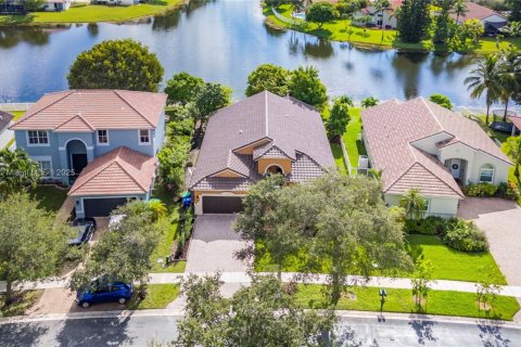 Villa ou maison à vendre à Miramar, Floride: 4 chambres, 214.98 m2 № 1954024 - photo 29