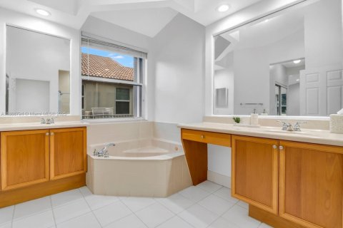 Villa ou maison à vendre à Miramar, Floride: 4 chambres, 214.98 m2 № 1954024 - photo 22