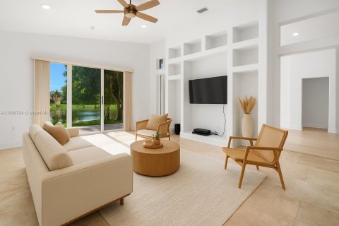 Villa ou maison à vendre à Miramar, Floride: 4 chambres, 214.98 m2 № 1954024 - photo 13