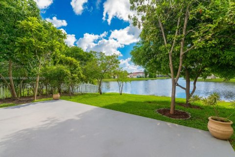 Villa ou maison à vendre à Miramar, Floride: 4 chambres, 214.98 m2 № 1954024 - photo 24