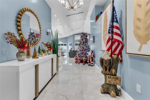 Casa en venta en Miami, Florida, 4 dormitorios, 183.39 m2 № 1985906 - foto 13