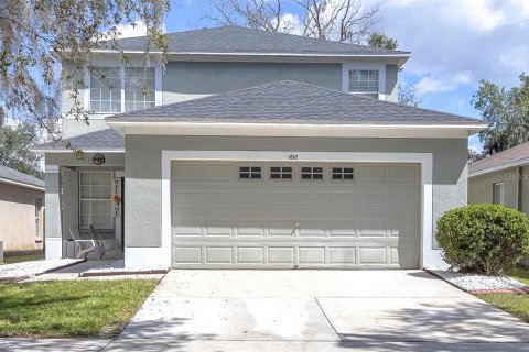 House in Seffner, Florida 4 bedrooms, 162.95 sq.m. № 2299564