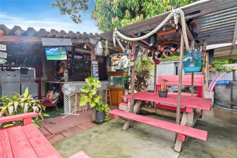 Купить виллу или дом в Майами-Гарденс, Флорида 2 спальни, 61.5м2, № 1948249 - фото 18