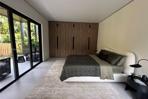 Villa ou maison à louer à Biscayne Park, Floride: 5 chambres, 351.45 m2 № 1967187 - photo 14