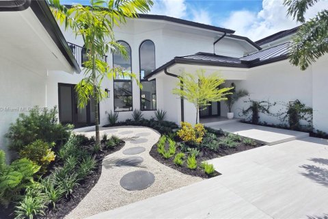 House in Boca Raton, Florida 5 bedrooms, 426.98 sq.m. № 1855025 - photo 3