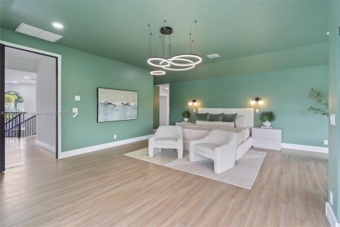 House in Boca Raton, Florida 5 bedrooms, 426.98 sq.m. № 1855025 - photo 24