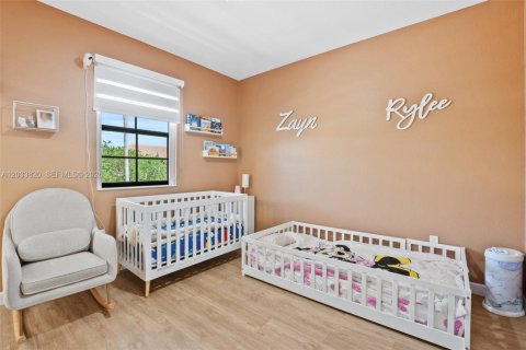 Купить таунхаус в Хайалиа, Флорида 2 спальни, 133.87м2, № 2078068 - фото 19