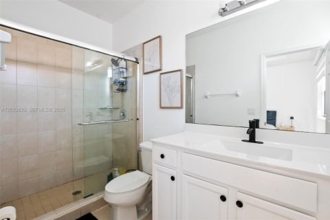 Купить таунхаус в Хайалиа, Флорида 2 спальни, 133.87м2, № 2078068 - фото 18