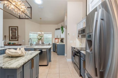 House in Ocala, Florida 3 bedrooms, 271.37 sq.m. № 758059 - photo 17