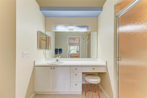 Condo in Sarasota, Florida, 2 bedrooms № 2100032 - photo 18