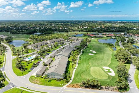 Condo in Sarasota, Florida, 2 bedrooms № 2100032 - photo 2
