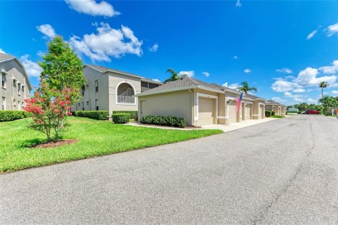 Condo in Sarasota, Florida, 2 bedrooms № 2100032 - photo 26