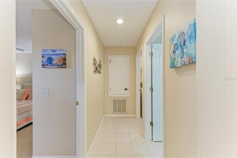 Condo in Sarasota, Florida, 2 bedrooms № 2100032 - photo 21