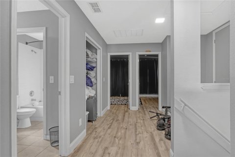 Casa en venta en Orlando, Florida, 4 dormitorios, 182.09 m2 № 1913783 - foto 19
