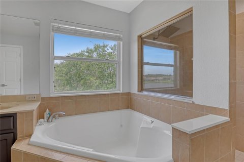 Casa en venta en Orlando, Florida, 4 dormitorios, 182.09 m2 № 1913783 - foto 25