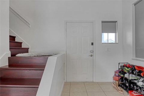 Casa en venta en Orlando, Florida, 4 dormitorios, 182.09 m2 № 1913783 - foto 5