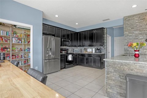 Casa en venta en Orlando, Florida, 4 dormitorios, 182.09 m2 № 1913783 - foto 12