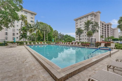 Condominio en venta en Pompano Beach, Florida, 3 dormitorios, 129.13 m2 № 2087029 - foto 30