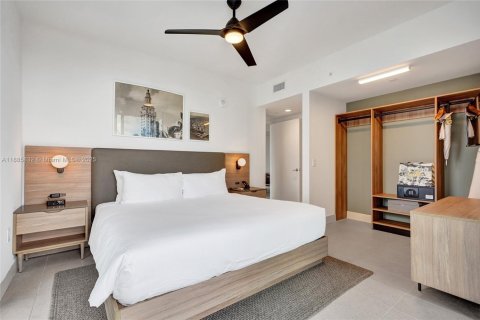 Condo in Miami, Florida, 2 bedrooms  № 1946835 - photo 20