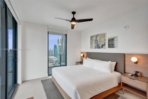 Condo in Miami, Florida, 2 bedrooms  № 1946835 - photo 19
