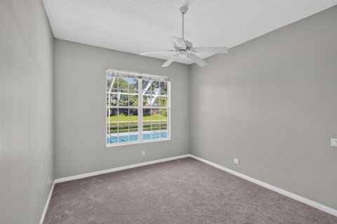 Villa ou maison à vendre à Palm Beach Gardens, Floride: 3 chambres, 144.18 m2 № 2414713 - photo 23